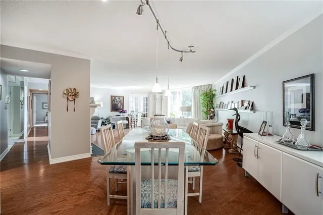 Additional image 16 of 150 WILSON St Unit PH2