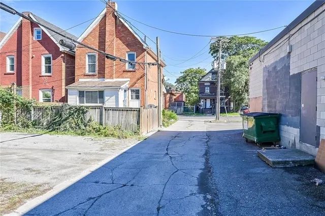 Additional image 4 of 56 AIKMAN Ave