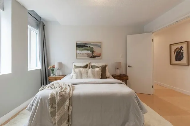 Additional image 23 of 36 JAMES St Unit 702