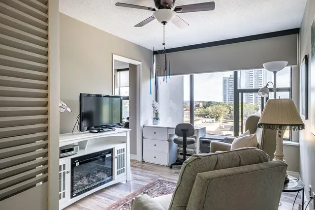 Additional image 18 of 75 QUEEN St Unit 507