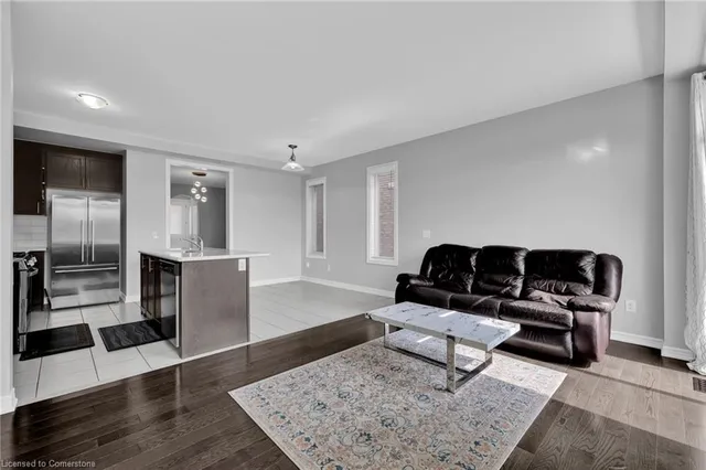 Additional image 8 of 38 Narbonne Cres