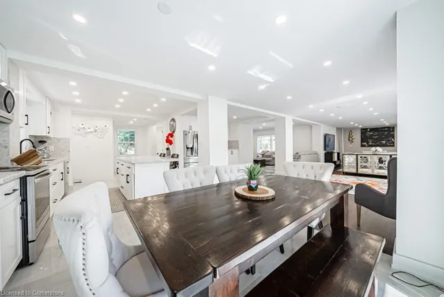 Additional image 11 of 704 Old Dundas Rd