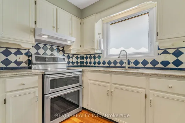 Additional image 10 of 38 Oceanic Dr