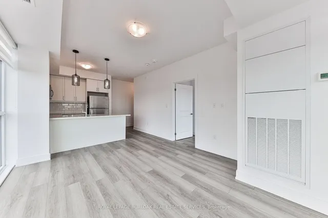 Additional image 21 of 460 Dundas St Unit 705