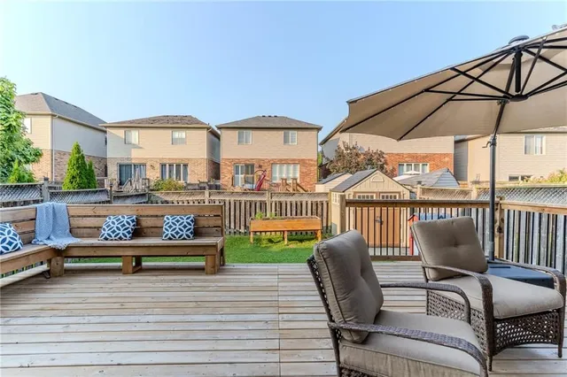 Additional image 31 of 31 TOPAZ St