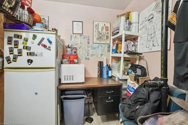 Additional image 10 of 142 Emerson St