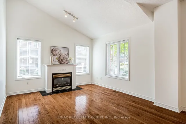 Additional image 13 of 100 Beddoe Dr Unit 7