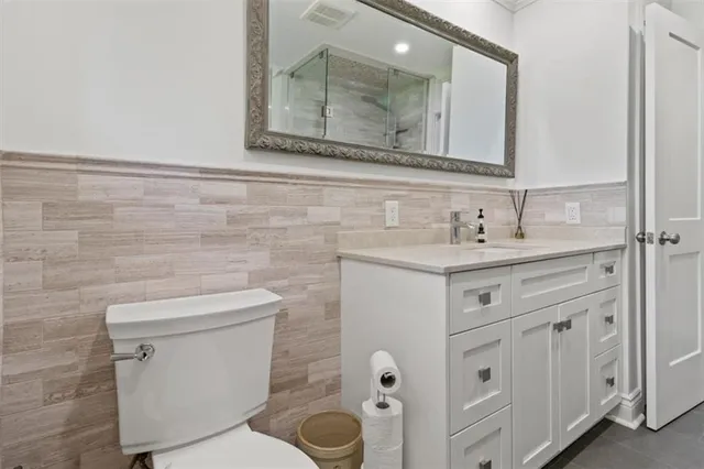 Additional image 21 of 2 CAREY St