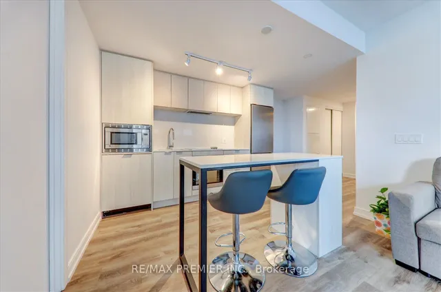 Additional image 11 of 1 Jarvis St Unit 624