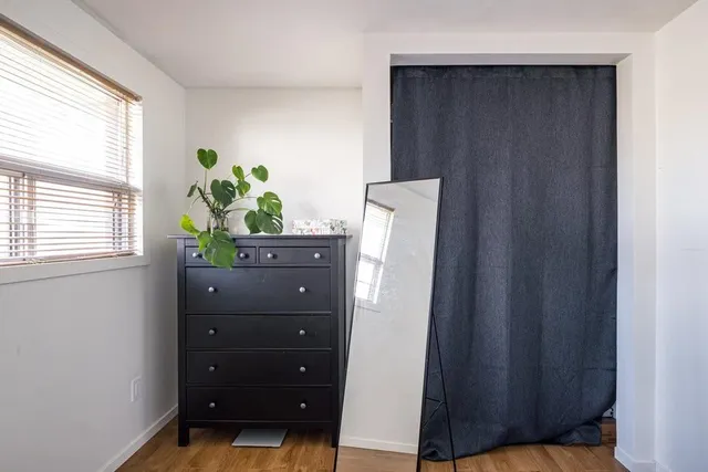 Additional image 21 of 127 WEST Ave