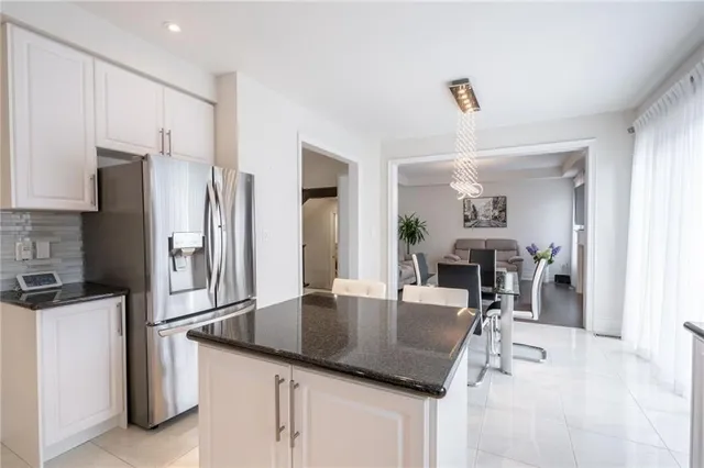 Additional image 11 of 39 AVANTI Cres