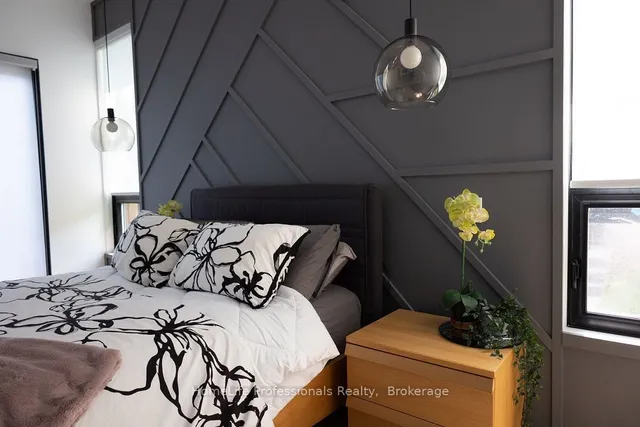 Additional image 20 of 806 Alexander Rd