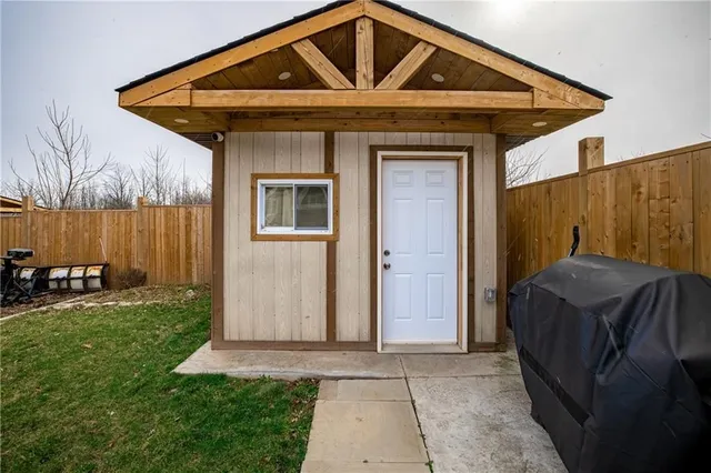 Additional image 31 of 248 FRUITLAND Rd