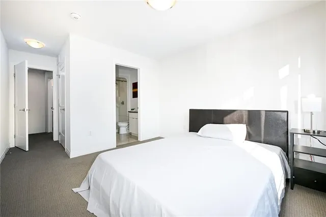 Additional image 24 of 30 TIMES SQUARE Blvd Unit 70