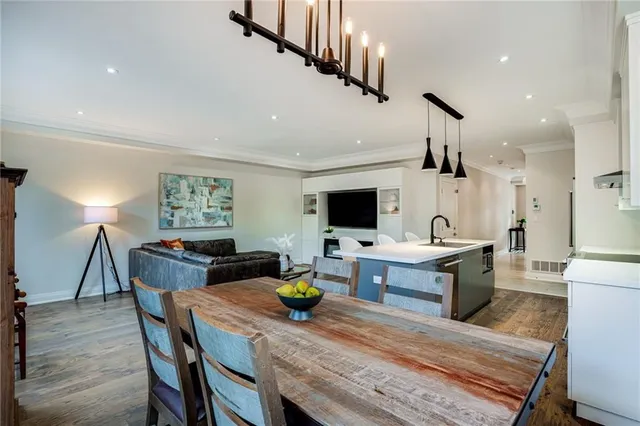 Additional image 17 of 201 HATT St