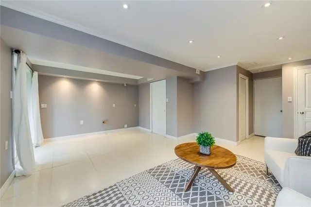 Additional image 46 of 105 HIGHGATE Dr