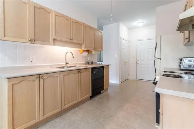 Additional image 7 of 16 TWENTYPLACE Blvd