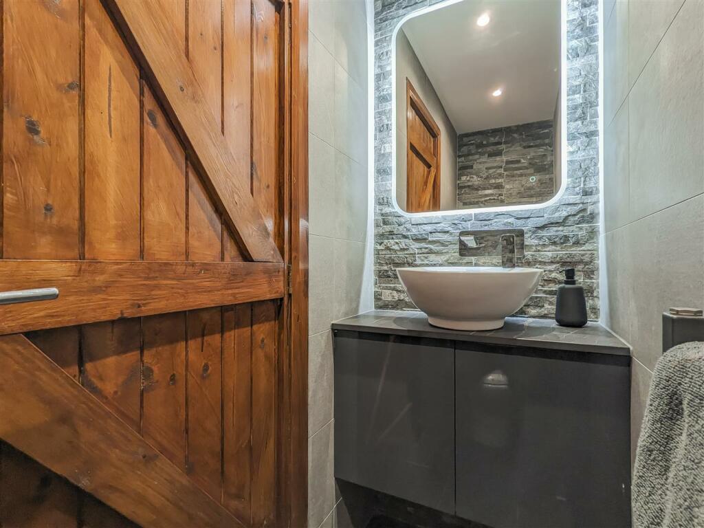 Additional image 8 of Hollin Lane, Rossendale