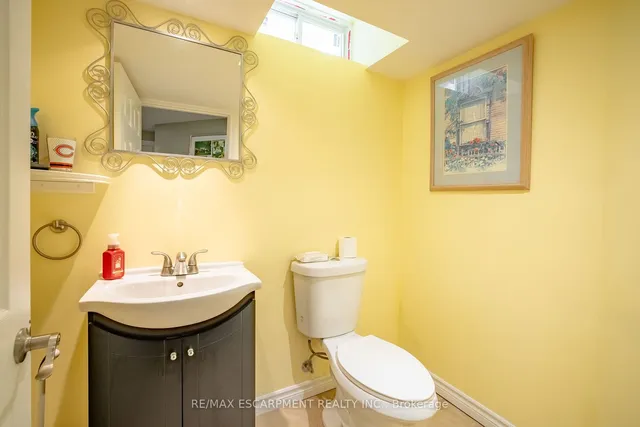 Additional image 28 of 93 BRADLEY Ave