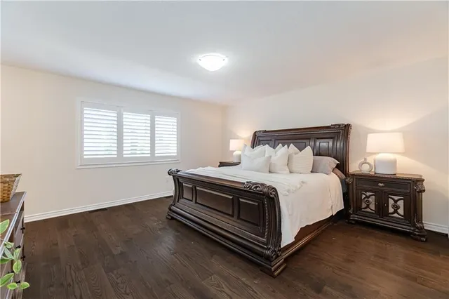 Additional image 26 of 45 STILLWATER Cres