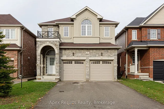 7 Connell Cres