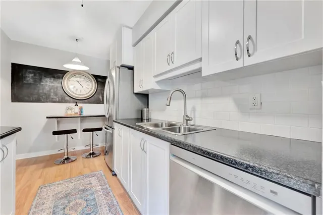 Additional image 17 of 1966 MAIN St Unit 507