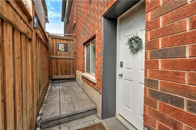 Additional image 44 of 66 SEXTON Cres