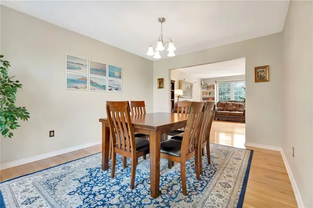 Additional image 18 of 210 BLUEBELL Cres