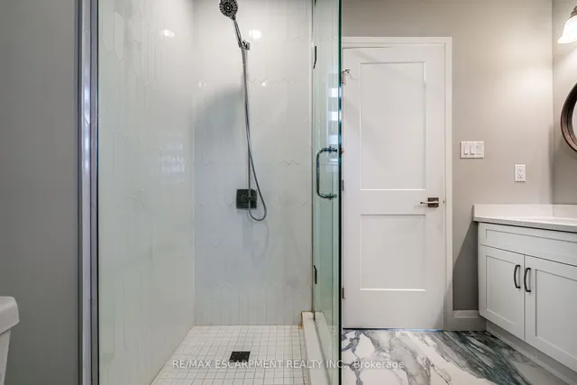 Additional image 30 of 219 KLEIN Circ