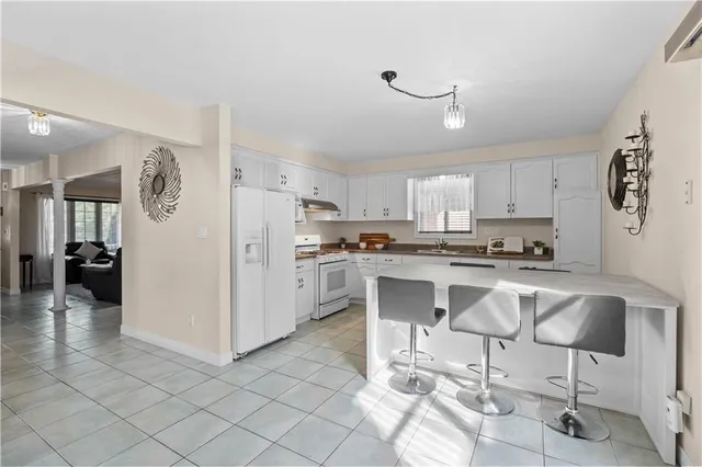 Additional image 10 of 50 EAGLEWOOD Dr