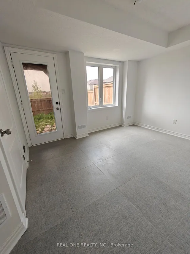 Additional image 25 of 51 Mayland Tr