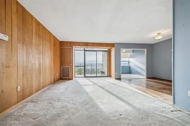 Additional image 13 of 500 GREEN Rd Unit 1411