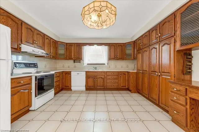 Additional image 8 of 103 Leggett Cres