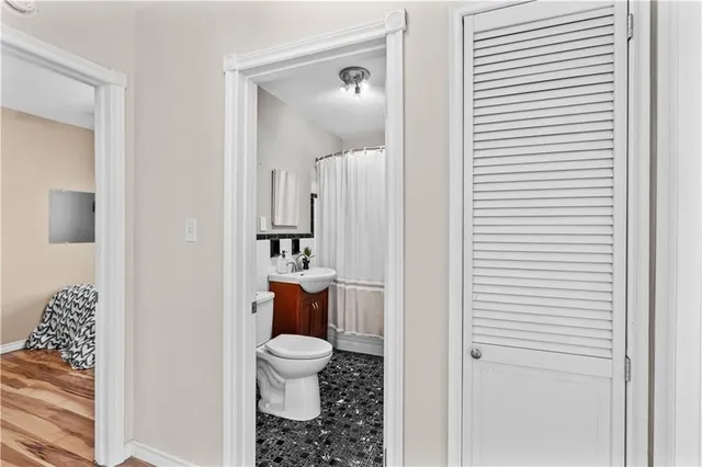 Additional image 30 of 227 MACNAB St Unit 14