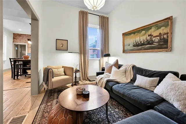 Additional image 16 of 365 CATHARINE St