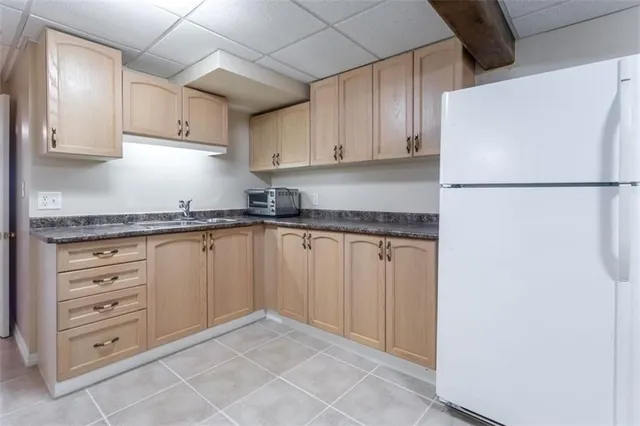 Additional image 32 of 102 NORTHERNBREEZE St