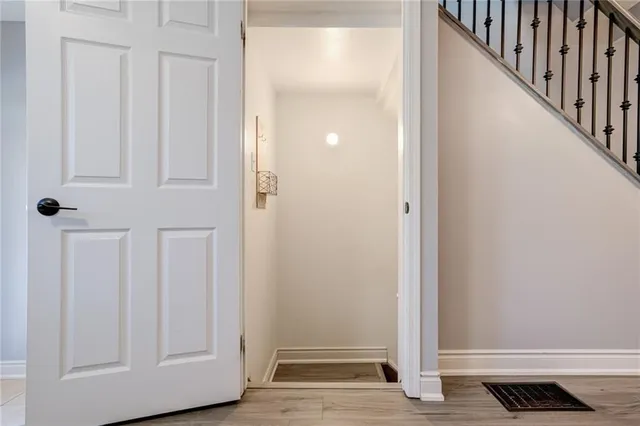 Additional image 30 of 1328 UPPER SHERMAN Ave Unit 9