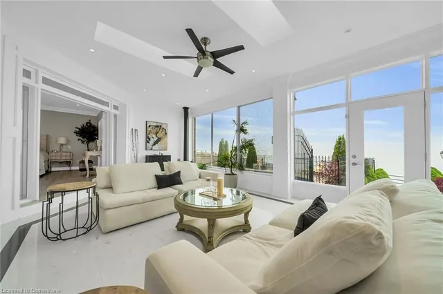 Additional image 24 of 94 Seabreeze Cres