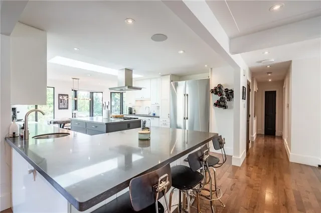 Additional image 10 of 97 OVERDALE Ave