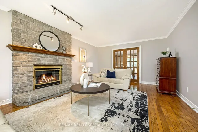 Additional image 6 of 6 Vanstraalen St