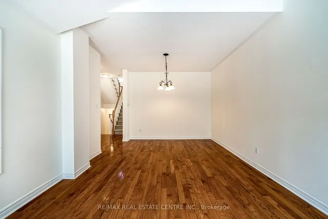 Additional image 17 of 100 Beddoe Dr Unit 7