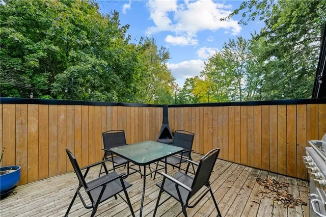 Additional image 11 of 127 FREELTON Rd