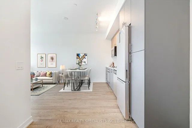 Additional image 6 of 415 Main St Unit 703