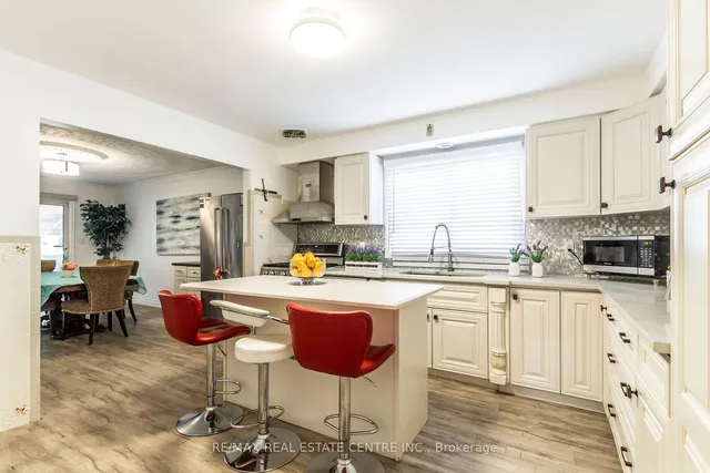 Additional image 8 of 404 Queenston Rd