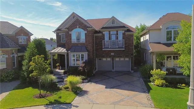 Additional image 4 of 261 MONTREAL Cir