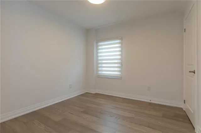 Additional image 40 of 564 ABERDEEN Ave