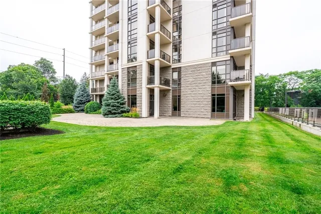 Additional image 45 of 90 CHARLTON Ave Unit 308