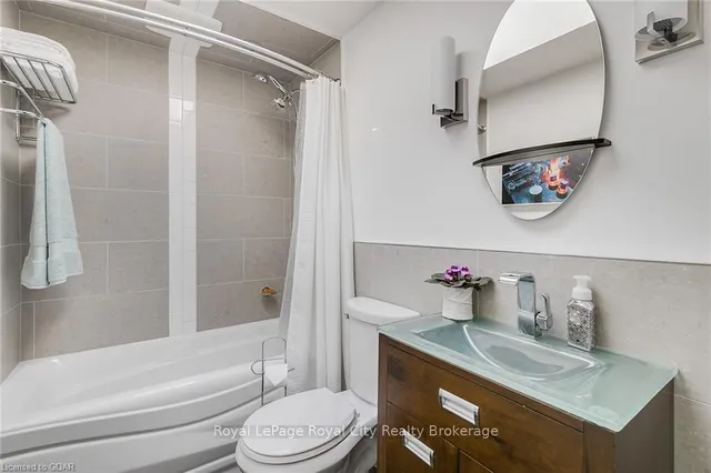 Additional image 29 of 20 WILDAN Dr