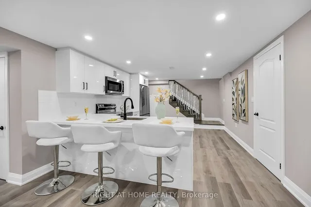 Additional image 19 of 147 Allenby Ave