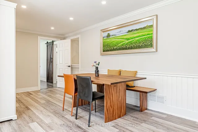 Additional image 30 of 6 Iris Crt